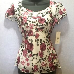 *3 for $20* Hillard & Hanson roses top